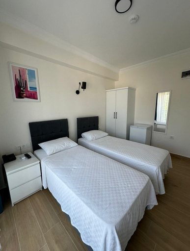 Room 3, SEVGİ HOTEL, Ezine