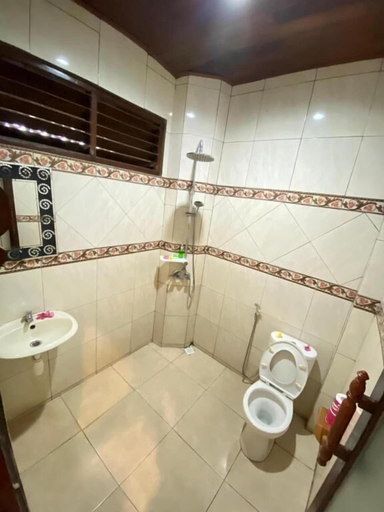 Bathroom 5, Dewa Bungalows - A House and Art Gallery, Gianyar