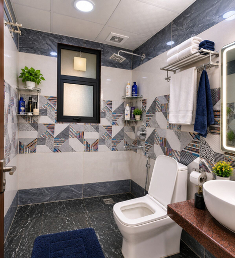 Bathroom 5, Hotel Delluna, Gautam Buddha Nagar