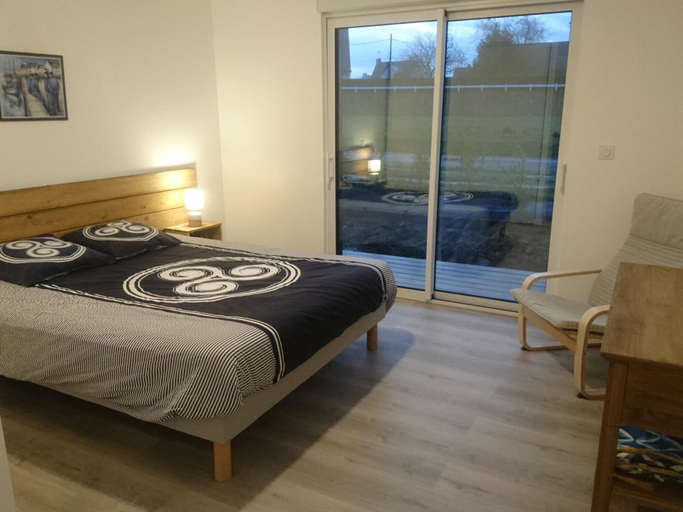 Room 3, Charming Apartment Near the Beach, Finistère