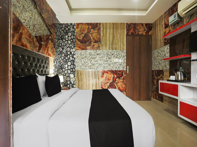 Room 4, Classic Hotel Jatin, Nainital