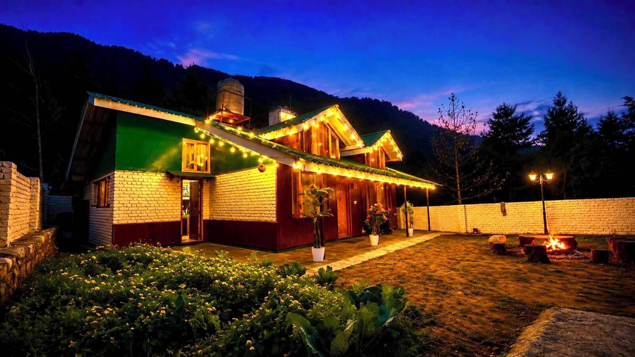 Front of property 5, The Alpine Hut, Kullu