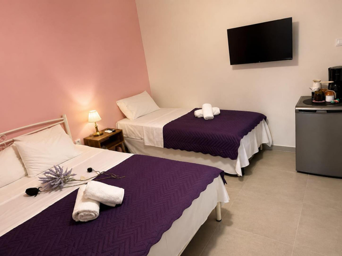 Bedroom 2, Amaya Pine Rooms, East Macedonia and Thrace