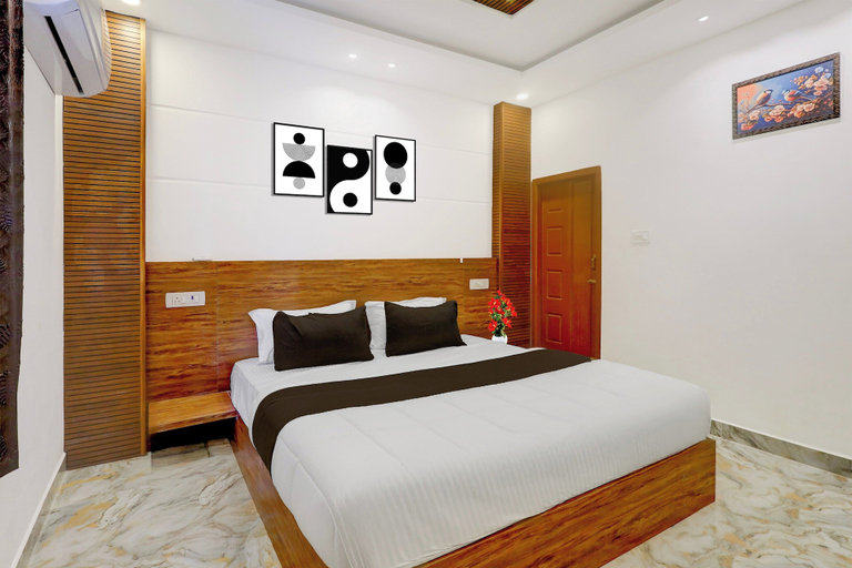 Room 5, Palette Murugan Villa 4BHK Pvt Pool, Kancheepuram