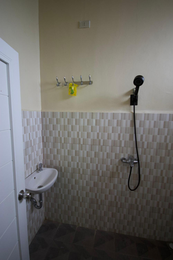 Bathroom, Nias Shady Palm surfcamp, South Nias
