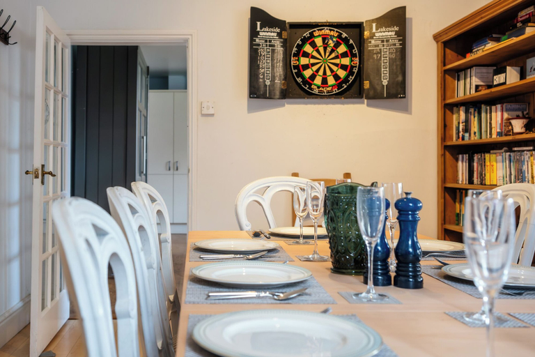 Dining 3, Beautiful 5-Bedroom Home Near Stroud, Gloucestershire