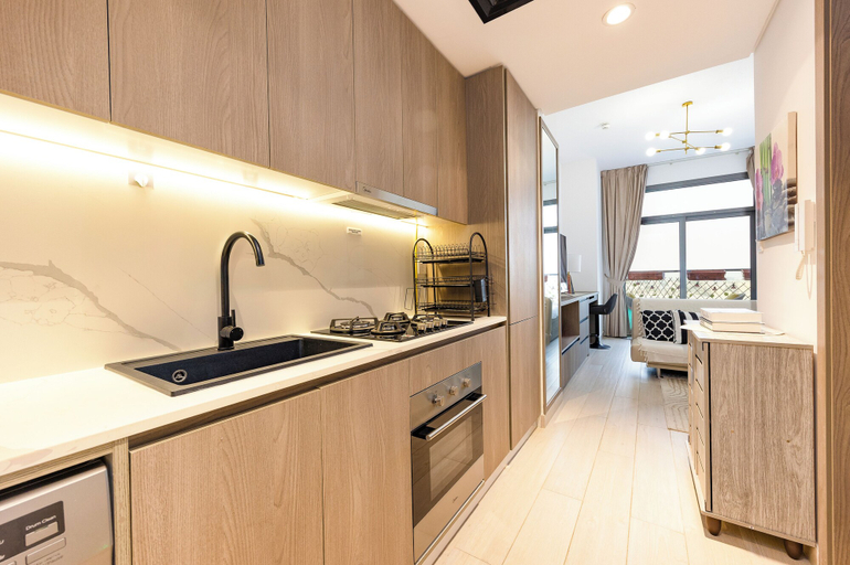 Private kitchen, Bloomfields Studio Laya Height DXB Stu, Dubai