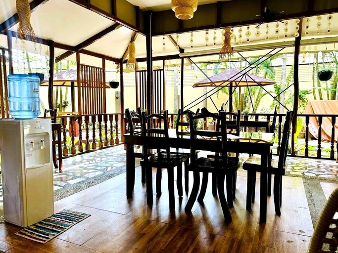 Outdoor dining 4, La Petite Pension, Puerto Princesa City