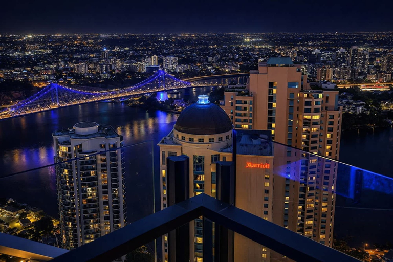 Room 5, Sky-high Haven-rooftop Infinity Pool Parking Wifi, Brisbane