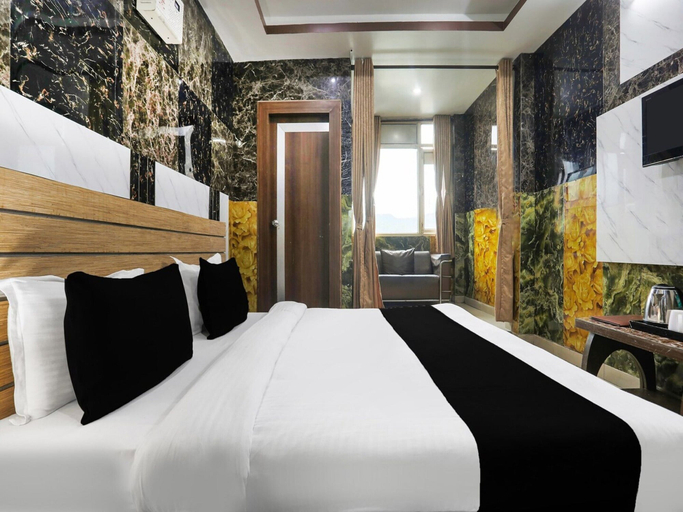 Room 2, Classic Hotel Jatin, Nainital
