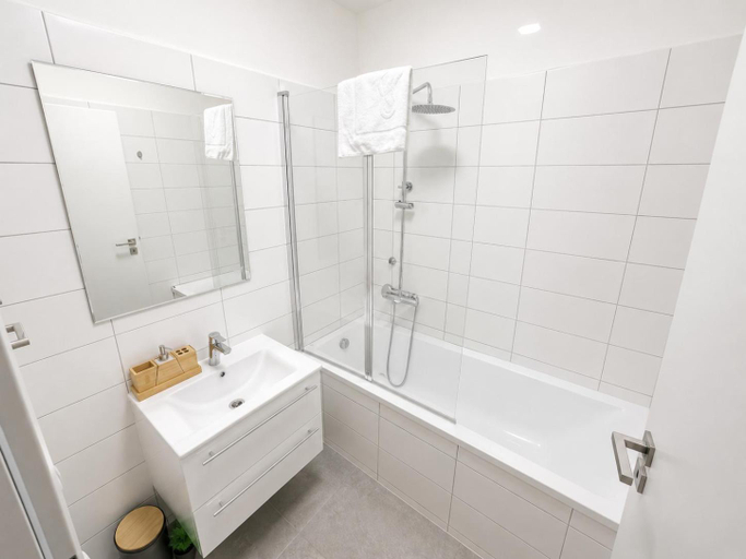 Bathroom 5, Aparthotel Olympland, Trutnov