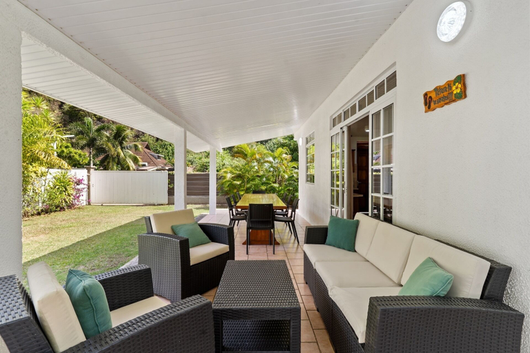 Outdoor dining 4, Fare Mahana