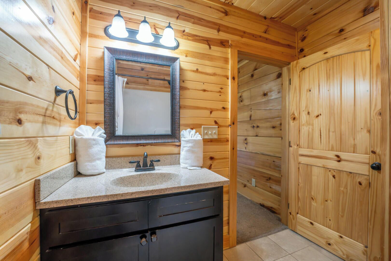 Bathroom 4, Welcome to This4br/4ba Where Modern Luxury and Memories Come Together!, Sevier