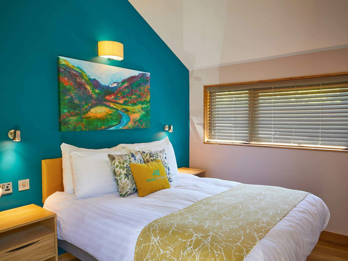 Bedroom 2, Beddgelert Snowdonia - Forest Holidays, Gwynedd