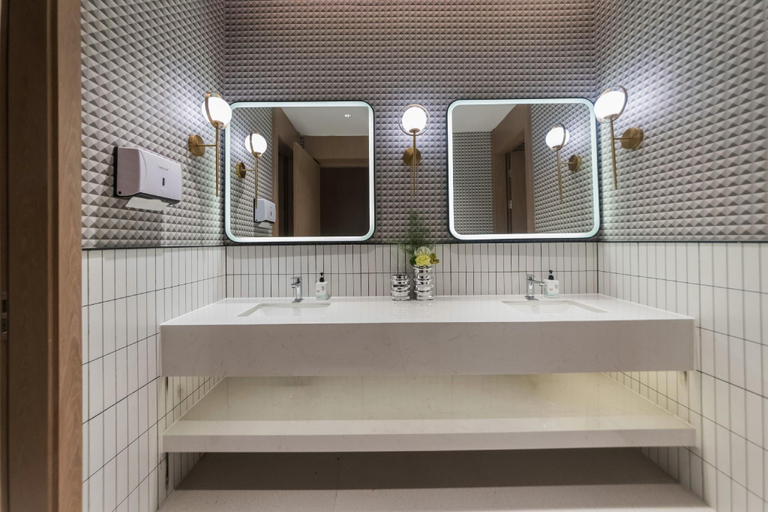 Bathroom, Echarm Hotel Nanchang Yingbin Avenue Hanbu Metro Station, Nanchang
