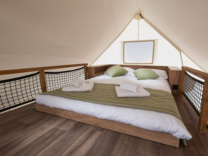 Room 4, Glamping Tent Luxe 6, Loon op Zand