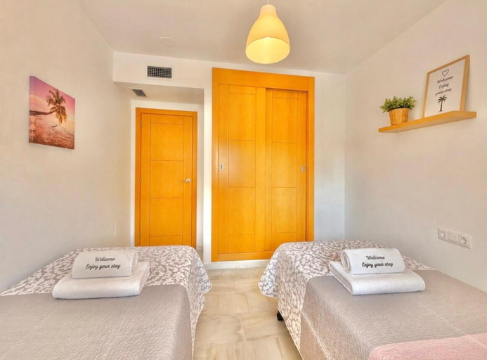 Room 2, Terrasol Costaluz Torre del Mar, Málaga