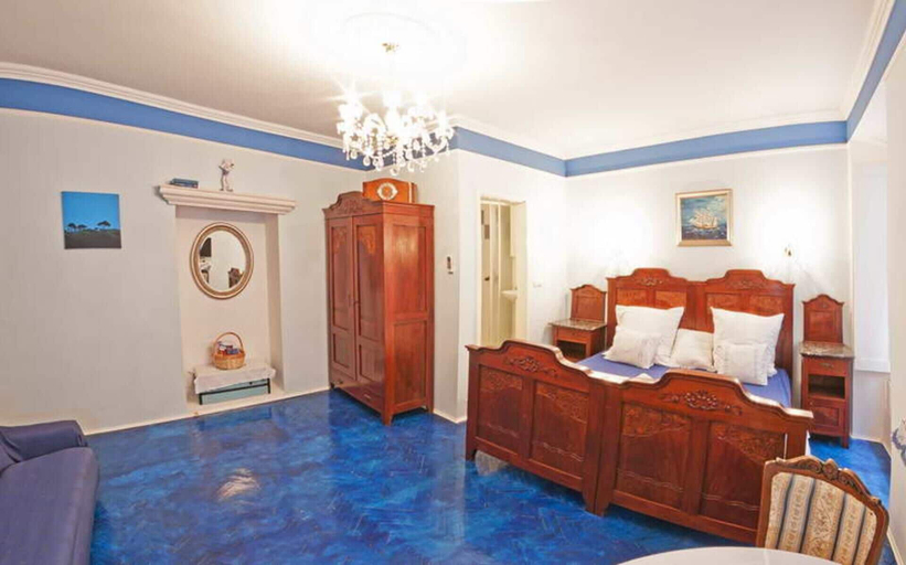 Room 3, 1 Bed - Sleeps 2 - Centre of Old Town w Wifi, Dubrovnik