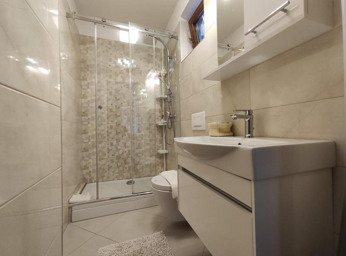 Bathroom, Apartment Marija 823, Novigrad