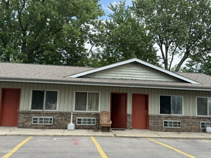Exterior 4, The Village Motel, Dane