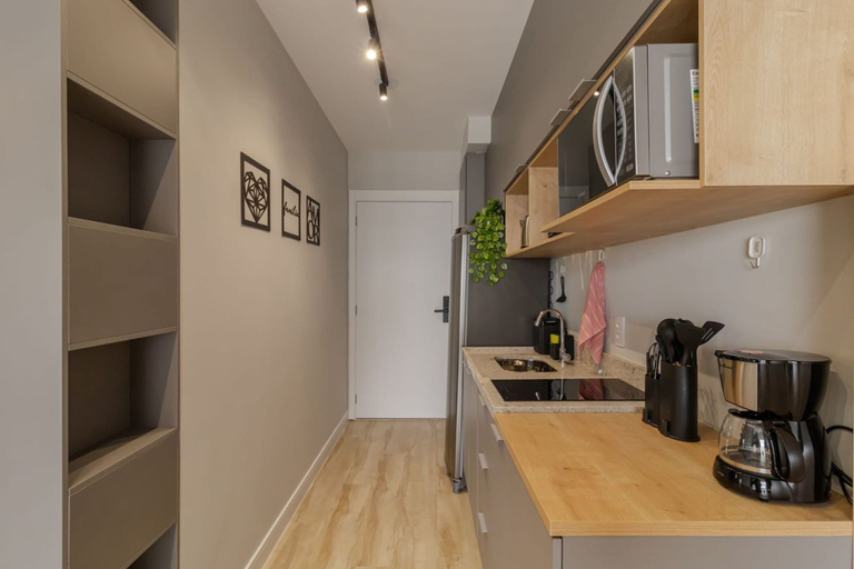 Room 5, Studio com Piscina e Academia a 210 m do Metr, São Paulo