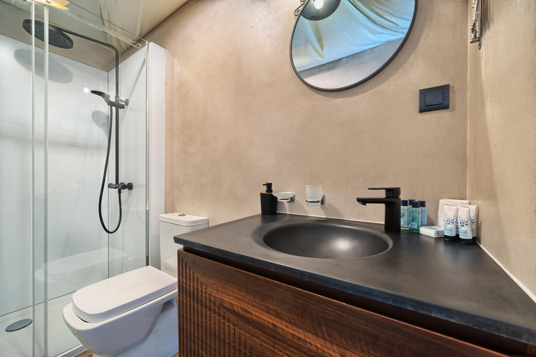 Bathroom 3, Golden Haven Luxe Glamp Resort, Tisno