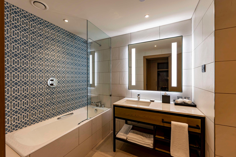 Bathroom 4, Hyatt Place Nairobi Westlands, Westlands