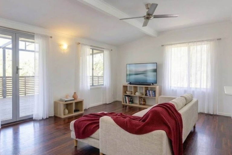 Room 4, Zen Outback Pool - Garden - Balcony - Parking, Wagaman