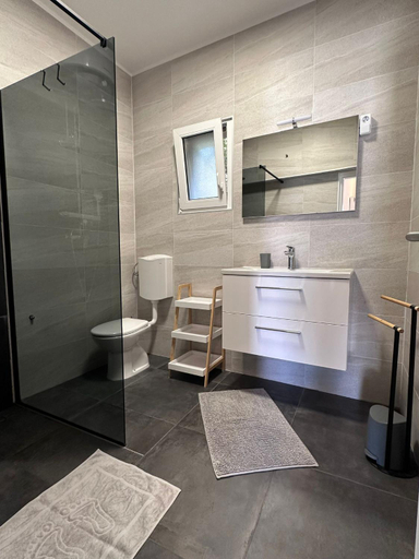 Bathroom 3, Apartments Vukovic, Crikvenica