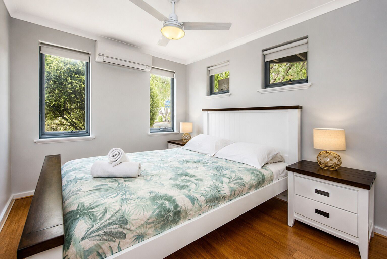 Bedroom 2, Maggie's Beach House, Busselton