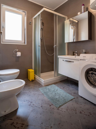 Bathroom, Villa Dvori, Umag