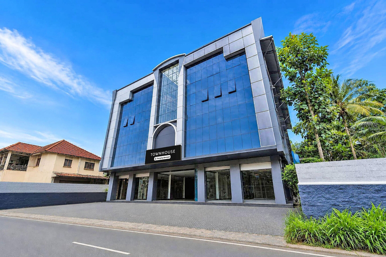 Exterior 5, Classic The Beige Hotel, Pathanamthitta