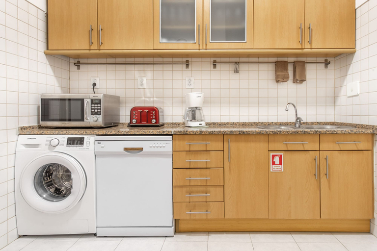 Room 4, CR2 in Lisboa Ciudad, Lisbon