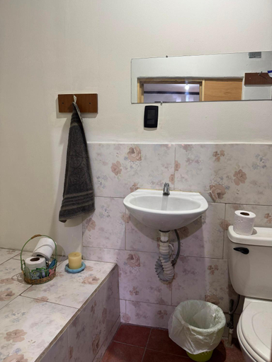 Bathroom 5, C&M Exclusive Private Rooms, Quetzaltenango