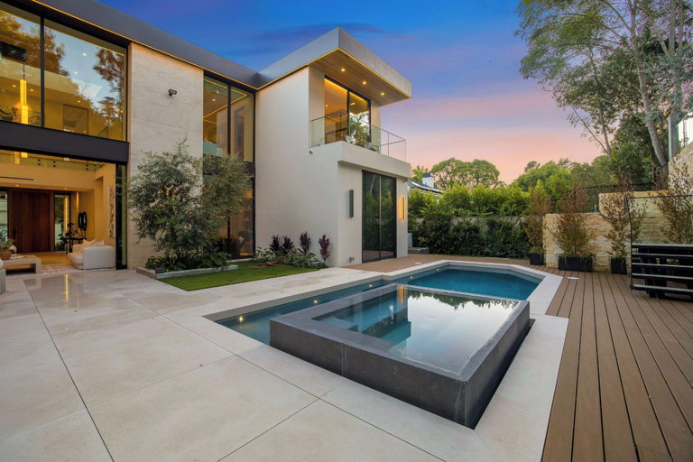 Sport & Beauty 4, Hutton Villa, Los Angeles