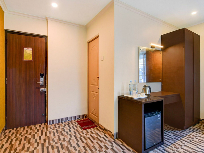 Room 3, Deluxe Pool View Hotel Coral, Purba Medinipur
