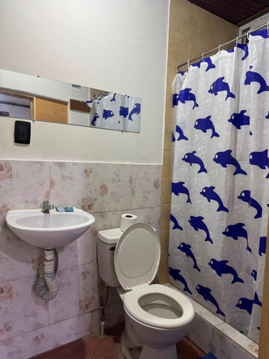 Bathroom 4, C&M Exclusive Private Rooms, Quetzaltenango
