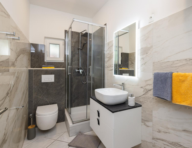 Bathroom 2, Beach Apartments Borovina, Omiš
