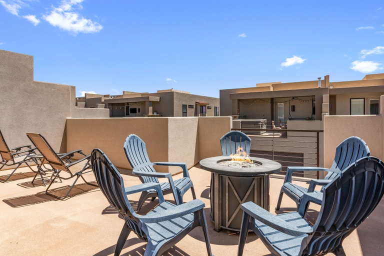 Terrace/patio, Red Mountain Retreat 4 Bedroom Townhouse, Washington