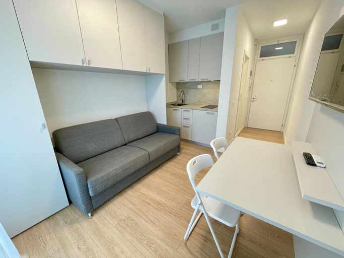Living area 4, Cozy Modern Studio With Pool Access, Venezia