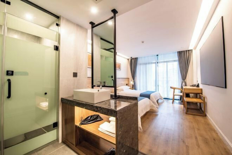 Bathroom 3, Moon Ripple Bay Resort Hotel, Xuancheng