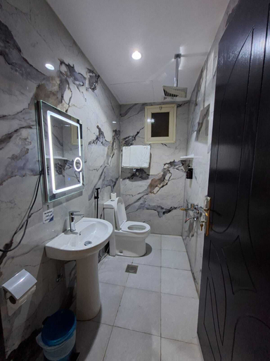 Bathroom 4, RAHATI STAR SERVICED APARTMENTS, Taif