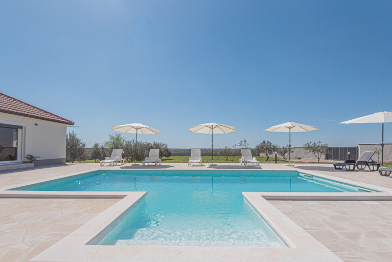 Pool 5, Villa Sandra Zadar Villas, Benkovac