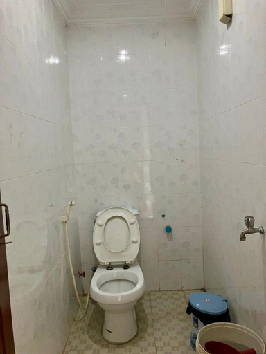 Bathroom, The Moonvine on 360, Phnom Penh