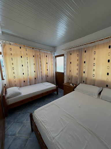 Bedroom 2, Vila Vladmir Sela, Sarandës