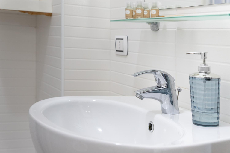 Bathroom 4, Agriturismo Alpa Mazzarino, Caltanissetta