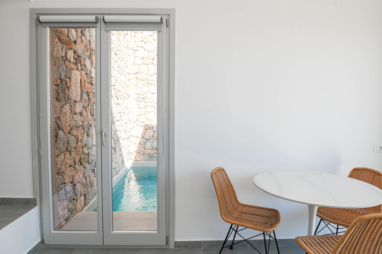 Others 3, Felicity Cave Suites, South Aegean