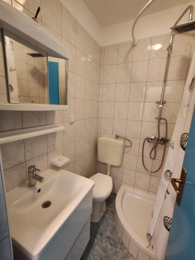 Bathroom 2, Apartments & Rooms Lo & Mar, Medulin