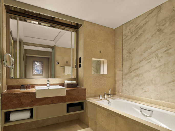 Bathroom 5, Shanghai Marriott Hotel Yangpu Riverside, Shanghai