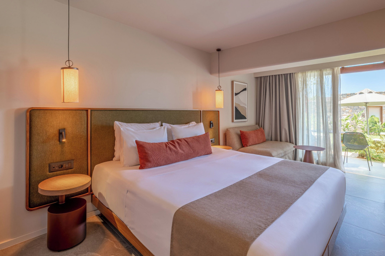 Bedroom 3, Blue Sea Beach Affiliated by Melia, Crete